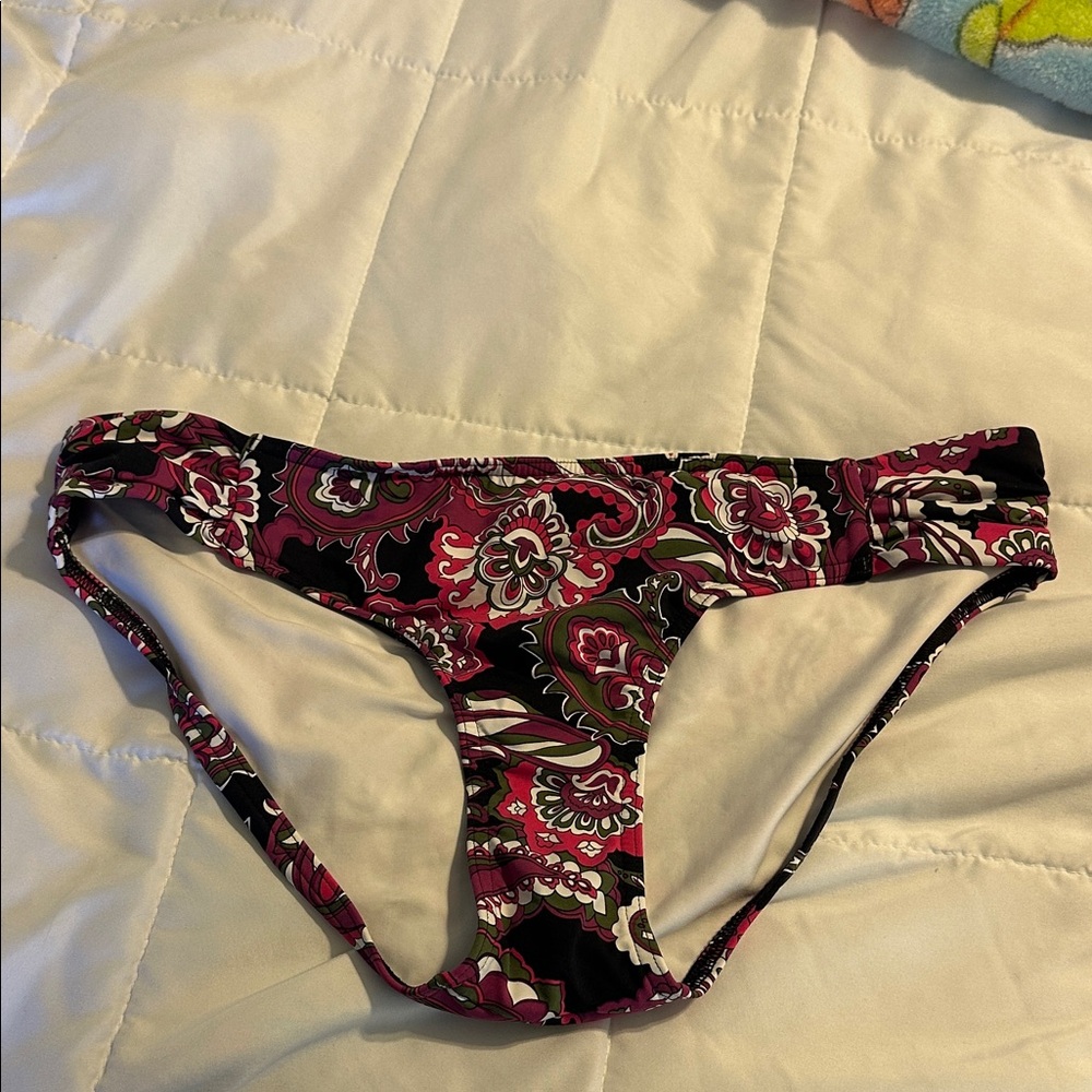 Lands End - NEW - Pink and Black Floral Bikini Bottom - 12
